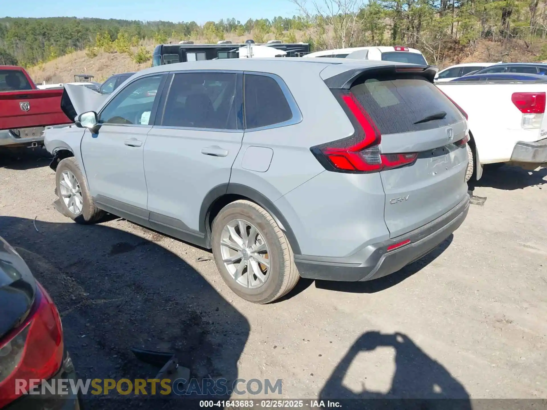 3 Photograph of a damaged car 5J6RS3H77SL001050 HONDA CR-V 2025