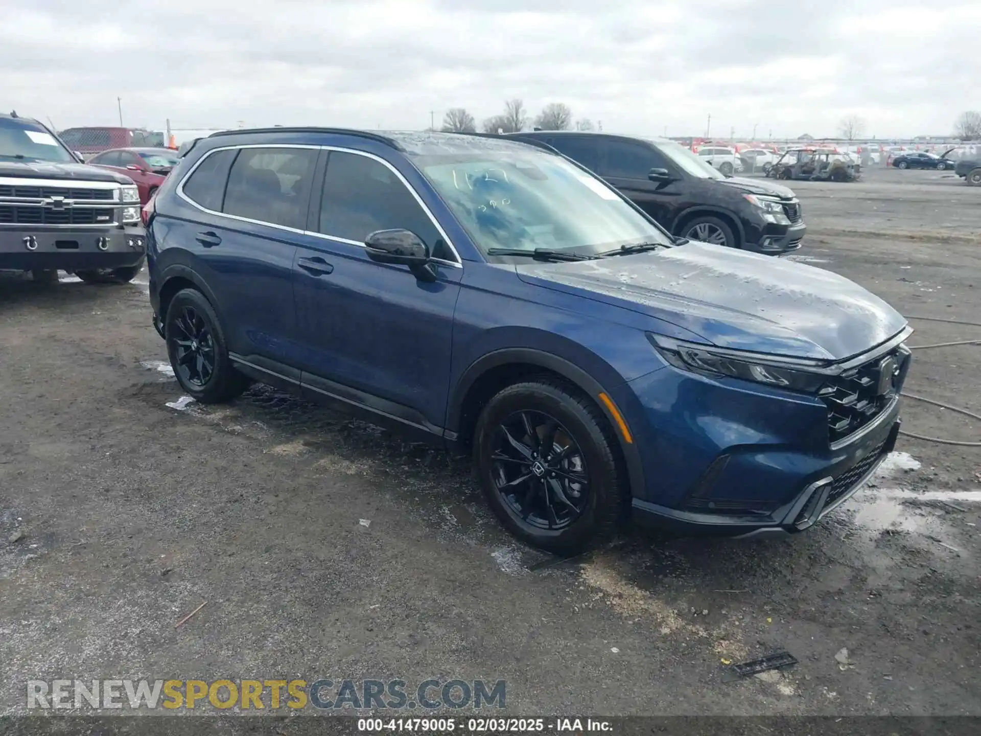 1 Photograph of a damaged car 7FARS5H82SE006335 HONDA CR-V 2025