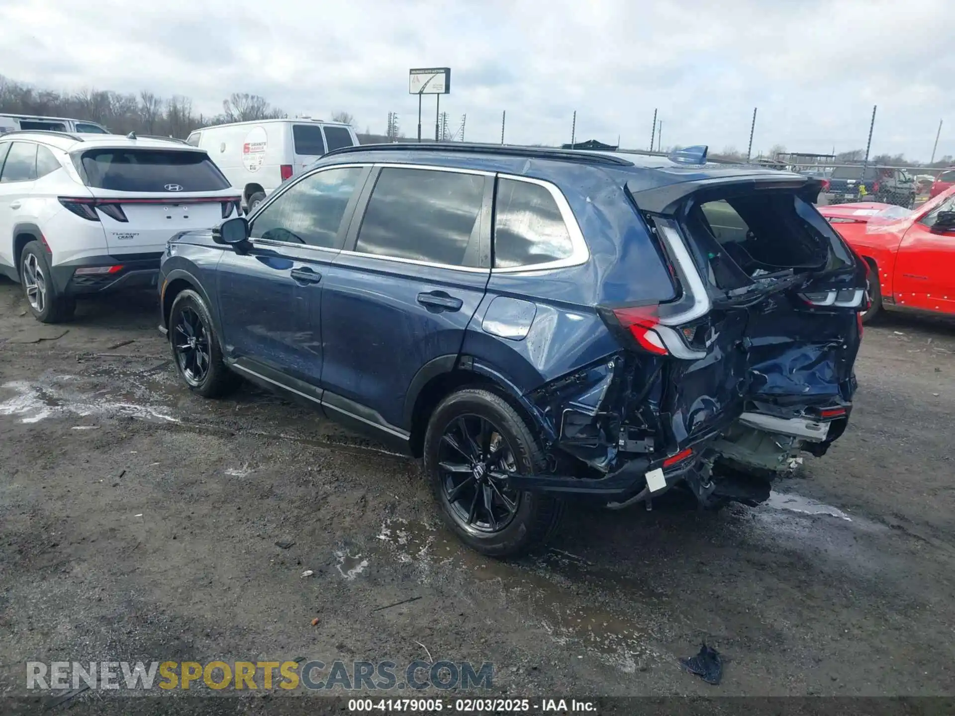 3 Photograph of a damaged car 7FARS5H82SE006335 HONDA CR-V 2025