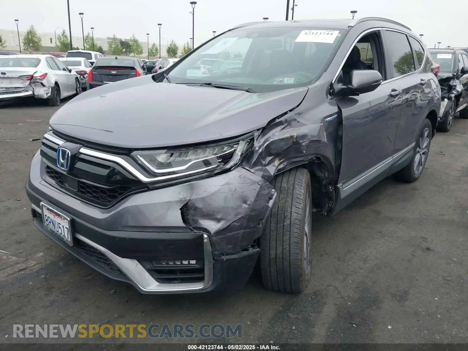2 Photograph of a damaged car 7FART6H99LE000979 HONDA CR-V HYBRID 2020