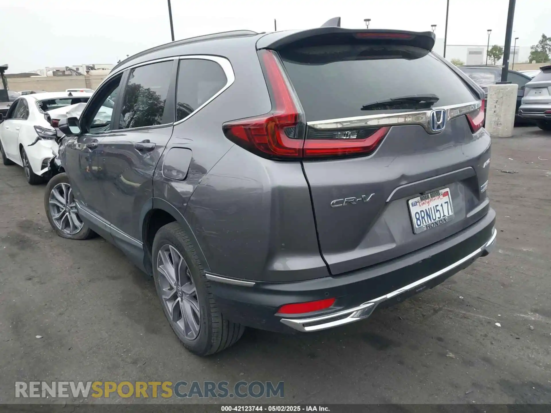 3 Photograph of a damaged car 7FART6H99LE000979 HONDA CR-V HYBRID 2020