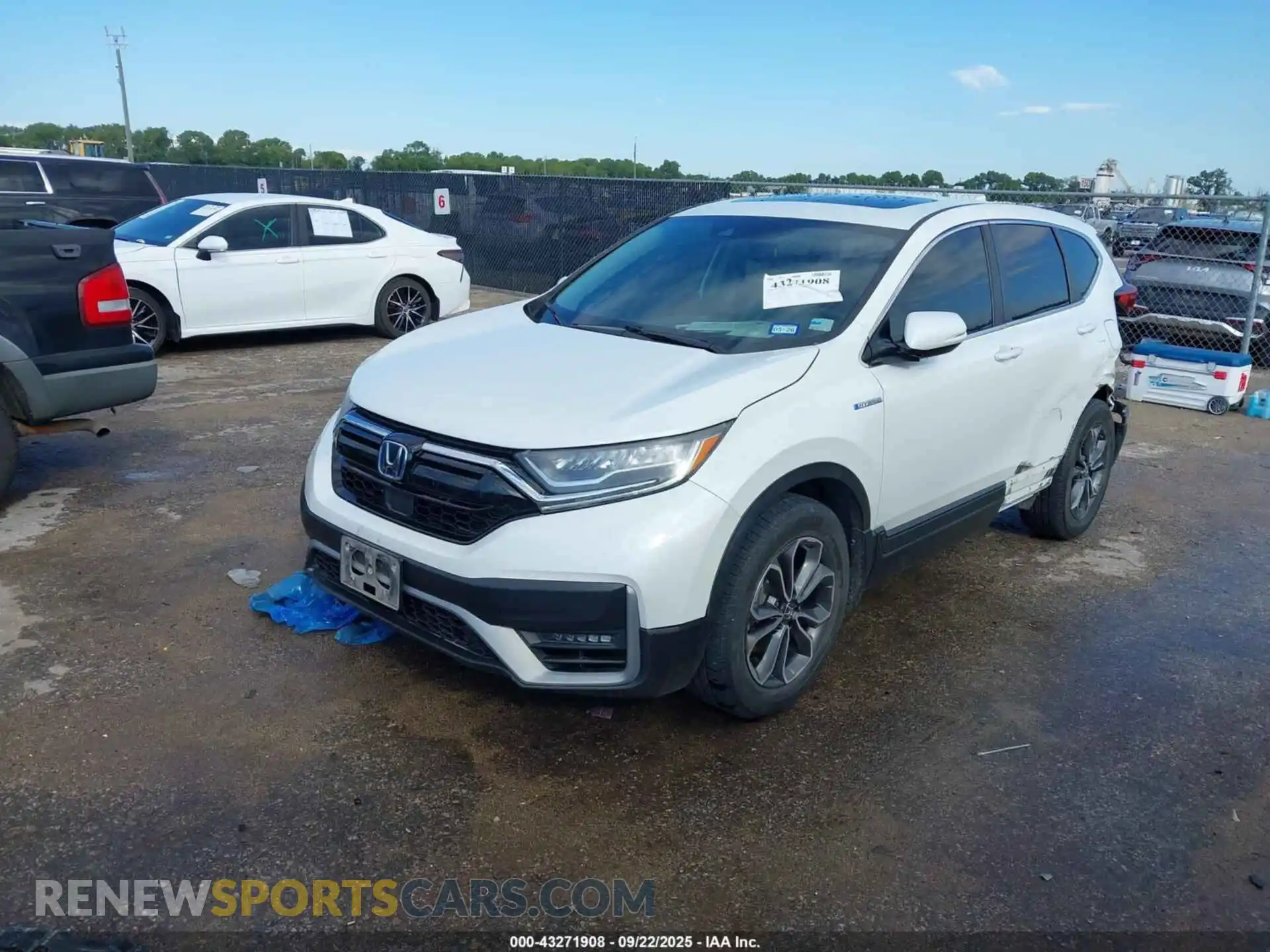 2 Photograph of a damaged car 7FART6H82ME014585 HONDA CR-V HYBRID 2021