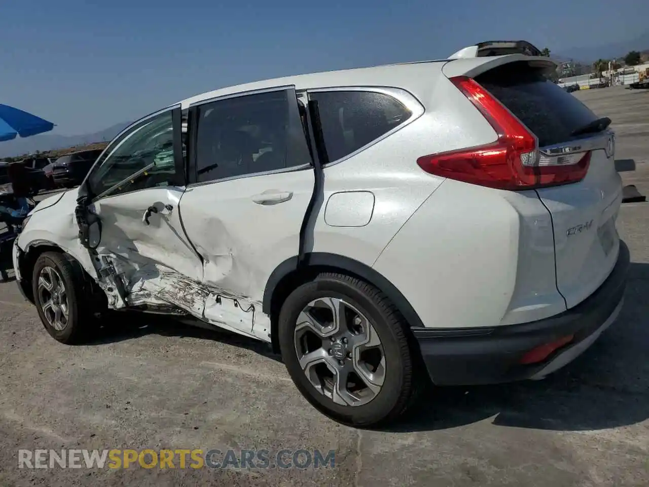 2 Фотография поврежденного автомобиля 5J6RW1H53KA025574 HONDA CRV 2019