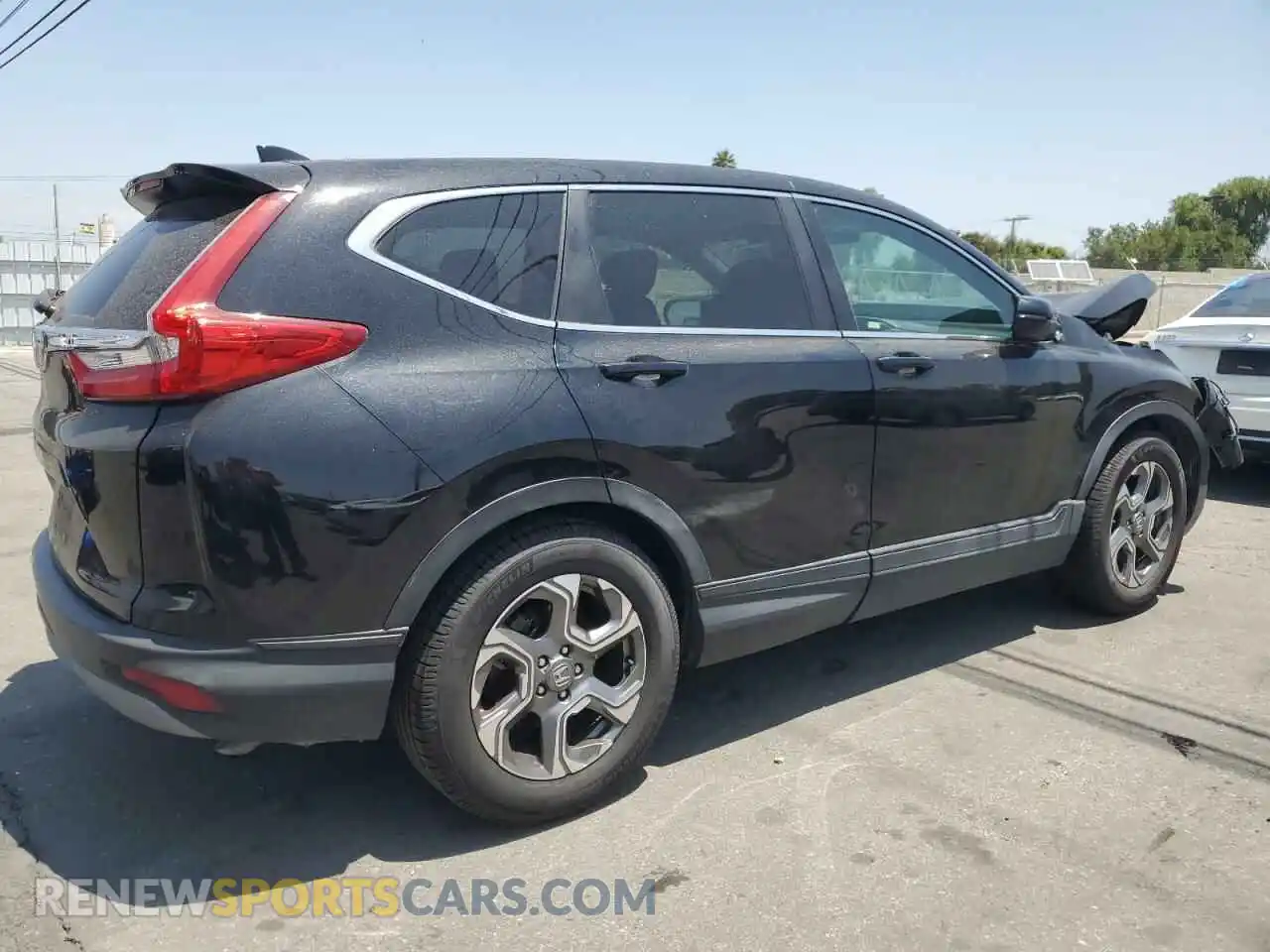 3 Photograph of a damaged car 5J6RW1H55KA047950 HONDA CRV 2019