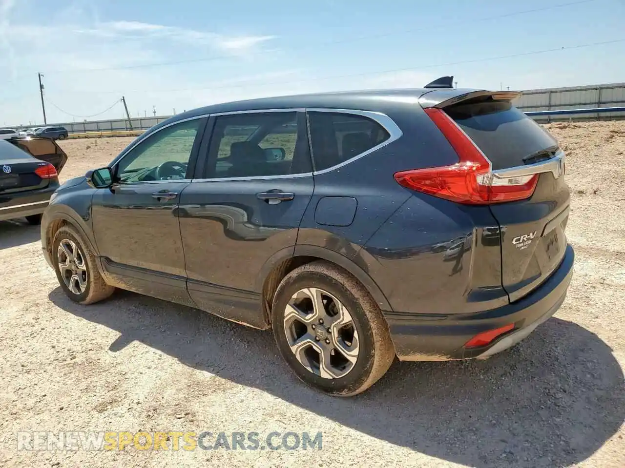 2 Photograph of a damaged car 5J6RW1H5XKA022560 HONDA CRV 2019
