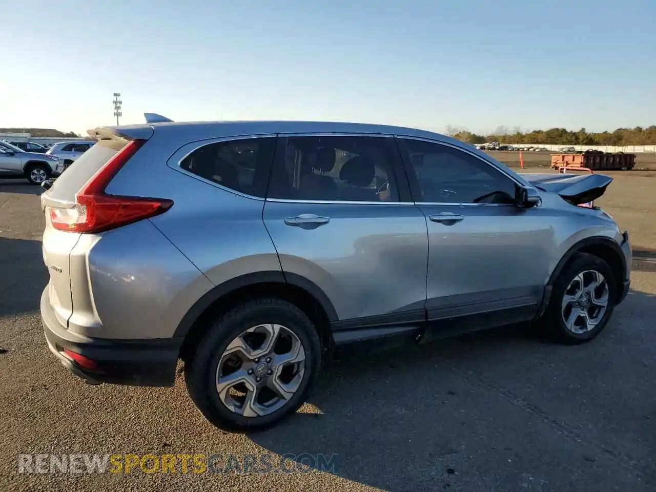 3 Photograph of a damaged car 5J6RW2H52KL010090 HONDA CRV 2019