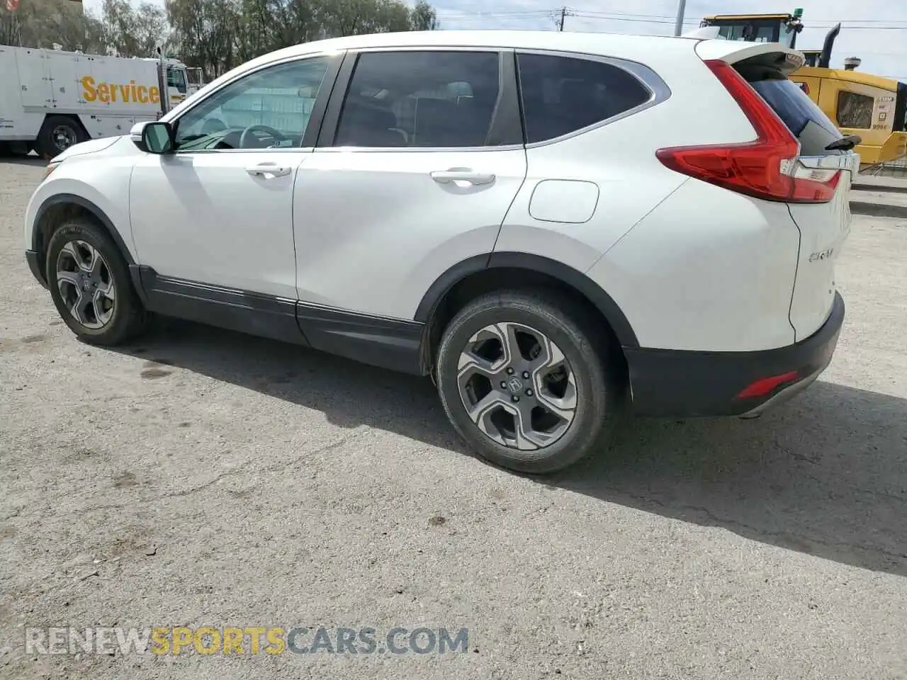 2 Photograph of a damaged car 5J6RW2H55KA017191 HONDA CRV 2019