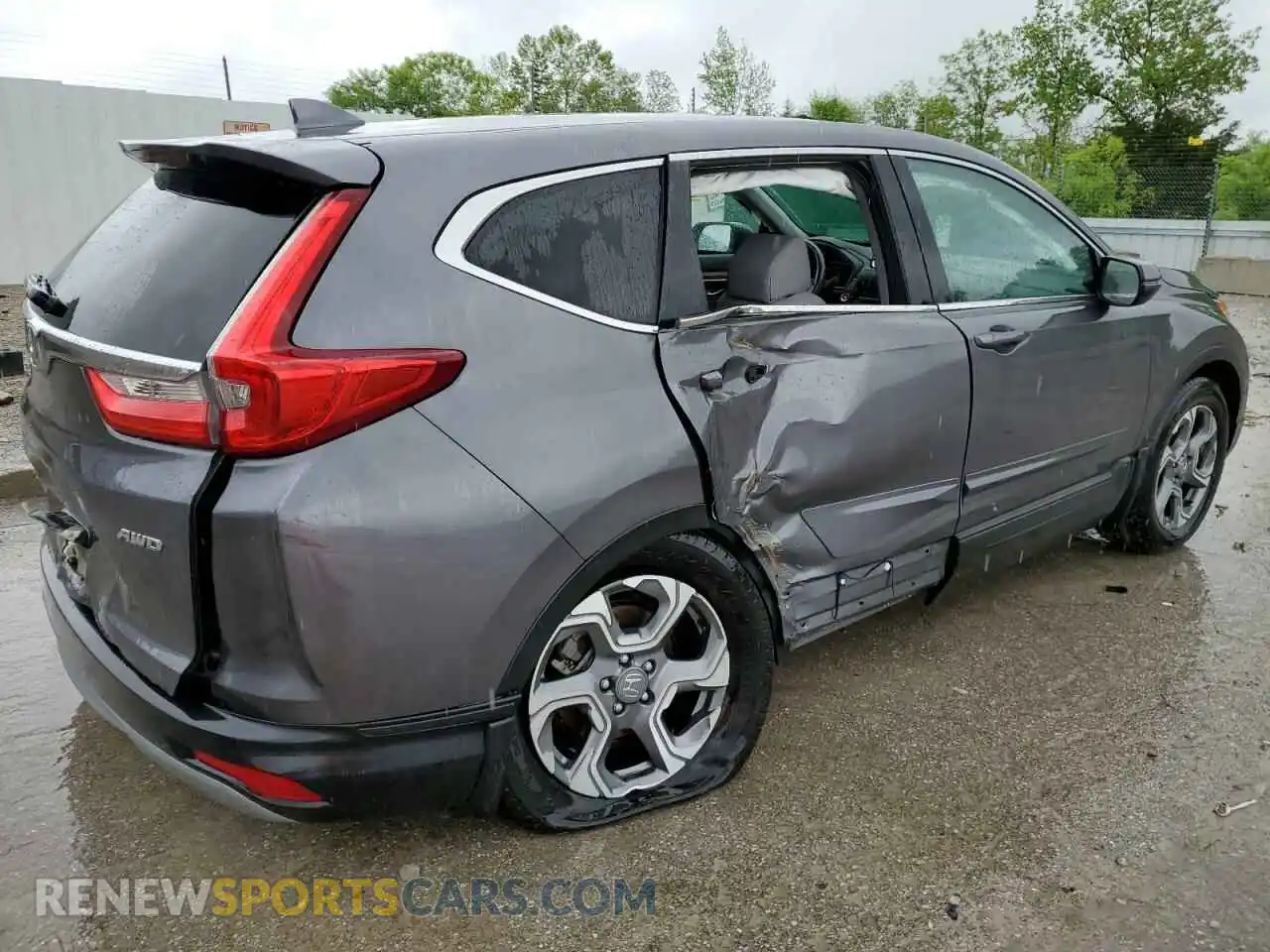3 Photograph of a damaged car 5J6RW2H83KA016986 HONDA CRV 2019