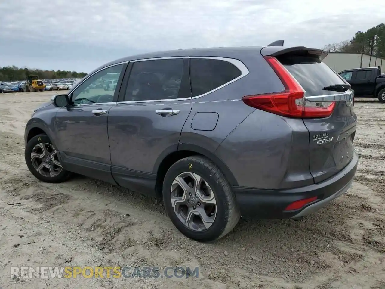 2 Фотография поврежденного автомобиля 7FARW2H53KE044861 HONDA CRV 2019