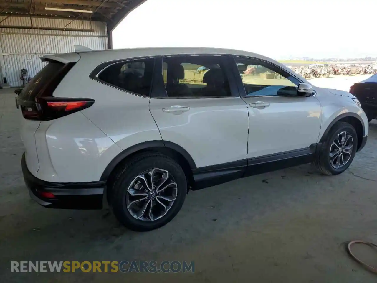 3 Photograph of a damaged car 7FARW1H84LE021546 HONDA CRV 2020