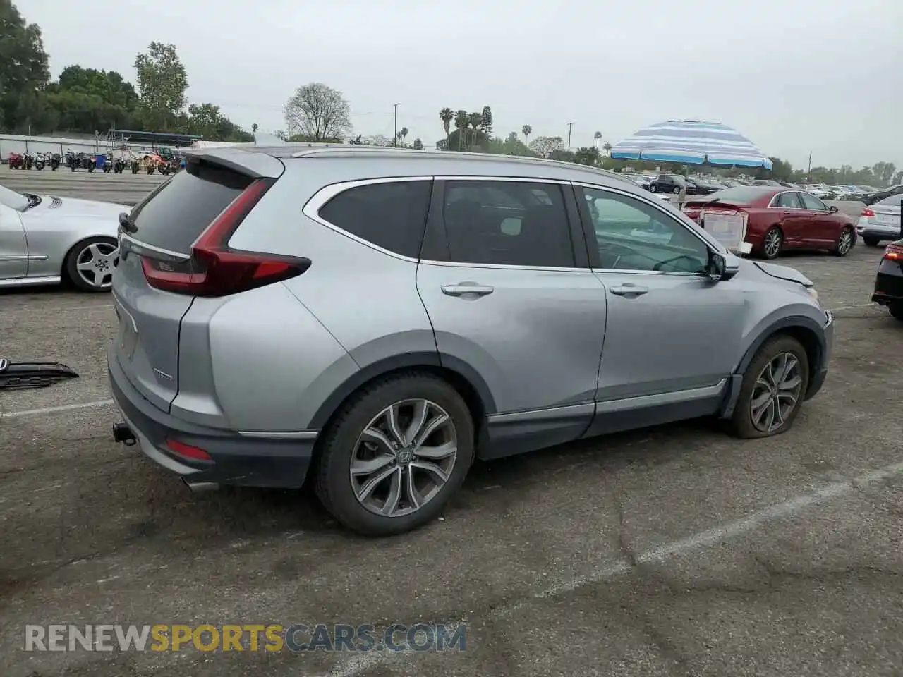 3 Photograph of a damaged car 7FARW1H96LE006653 HONDA CRV 2020