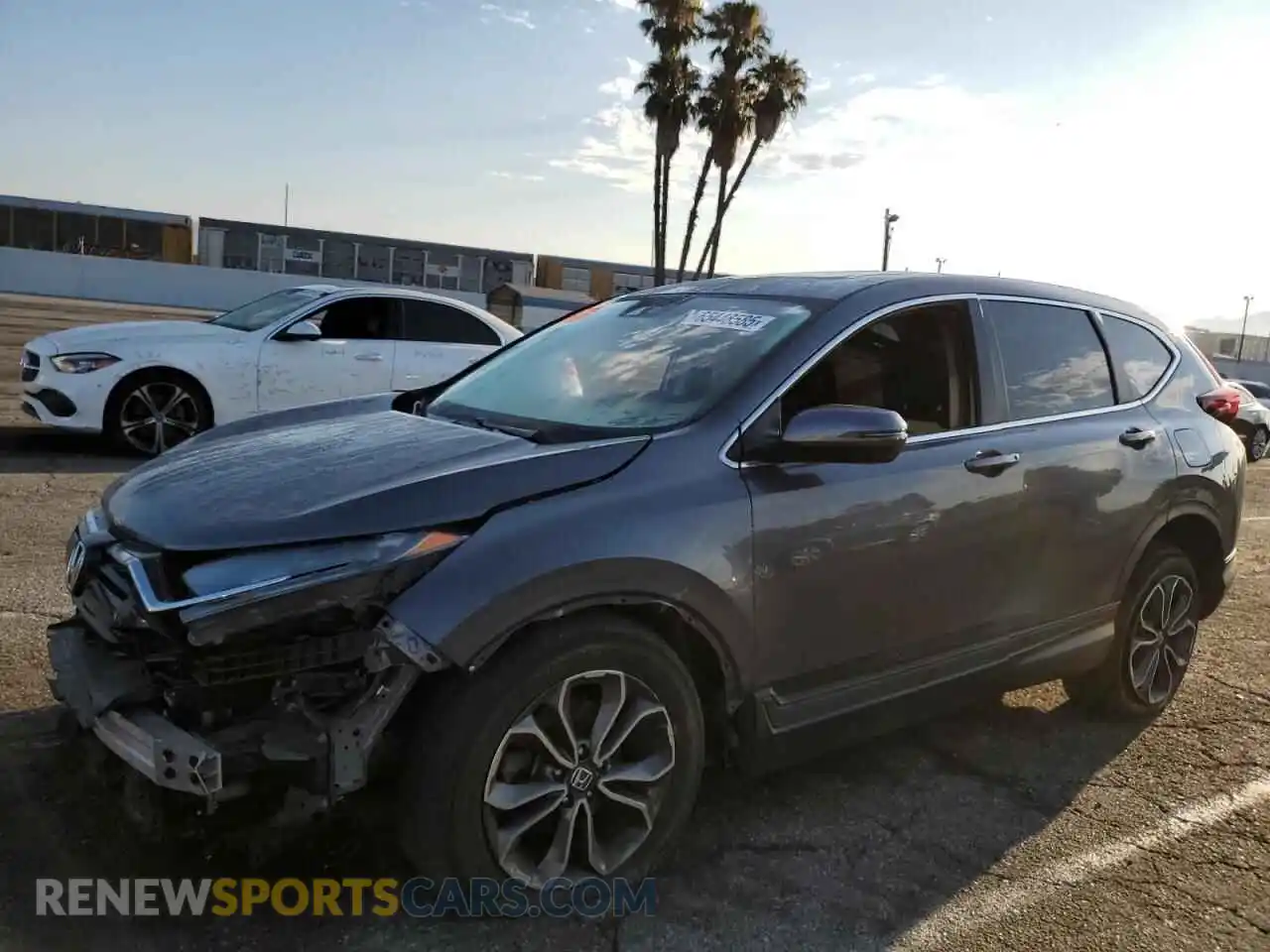 1 Photograph of a damaged car 2HKRW1H53MH409940 HONDA CRV 2021