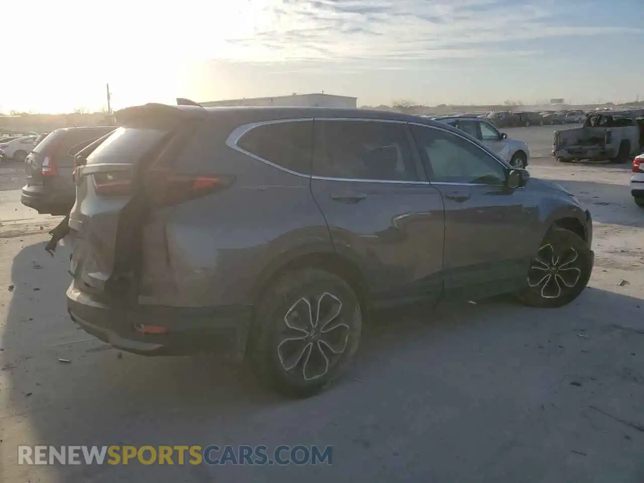 3 Photograph of a damaged car 2HKRW1H54MH412197 HONDA CRV 2021