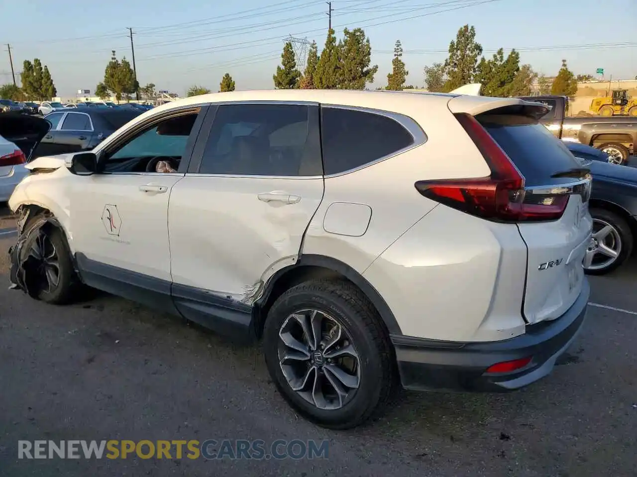 2 fotografías del automóvil dañado 2HKRW1H5XMH406937 HONDA CRV 2021