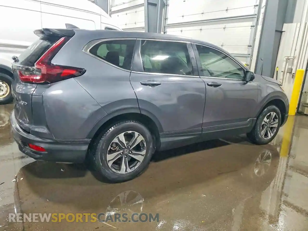 3 Photograph of a damaged car 2HKRW2H21MH643859 HONDA CRV 2021