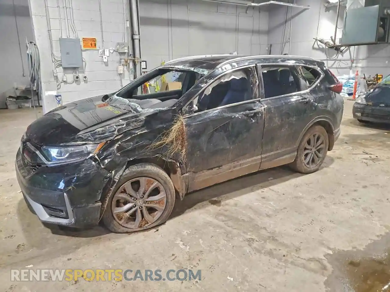 1 Photograph of a damaged car 2HKRW2H40MH215119 HONDA CRV 2021