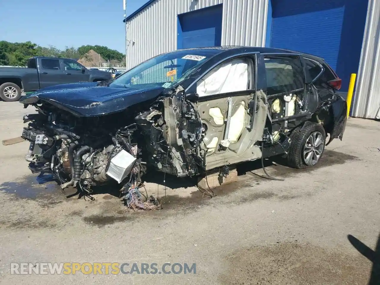 1 Photograph of a damaged car 2HKRW2H50MH615853 HONDA CRV 2021