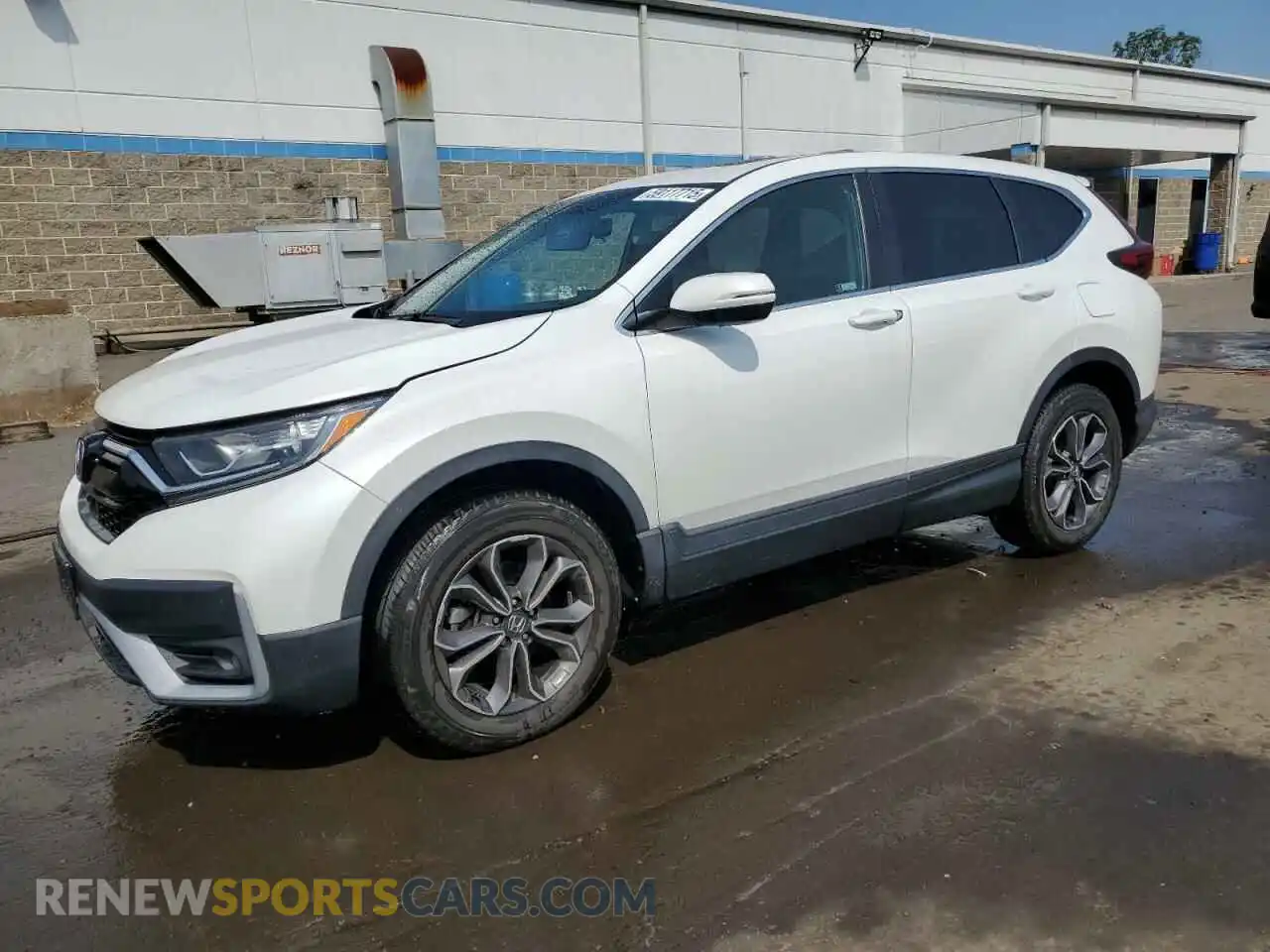 1 Photograph of a damaged car 2HKRW2H52MH618883 HONDA CRV 2021
