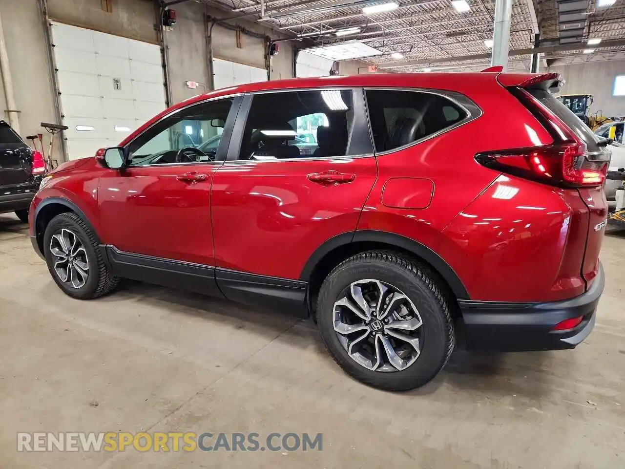 2 Photograph of a damaged car 2HKRW2H82MH632552 HONDA CRV 2021