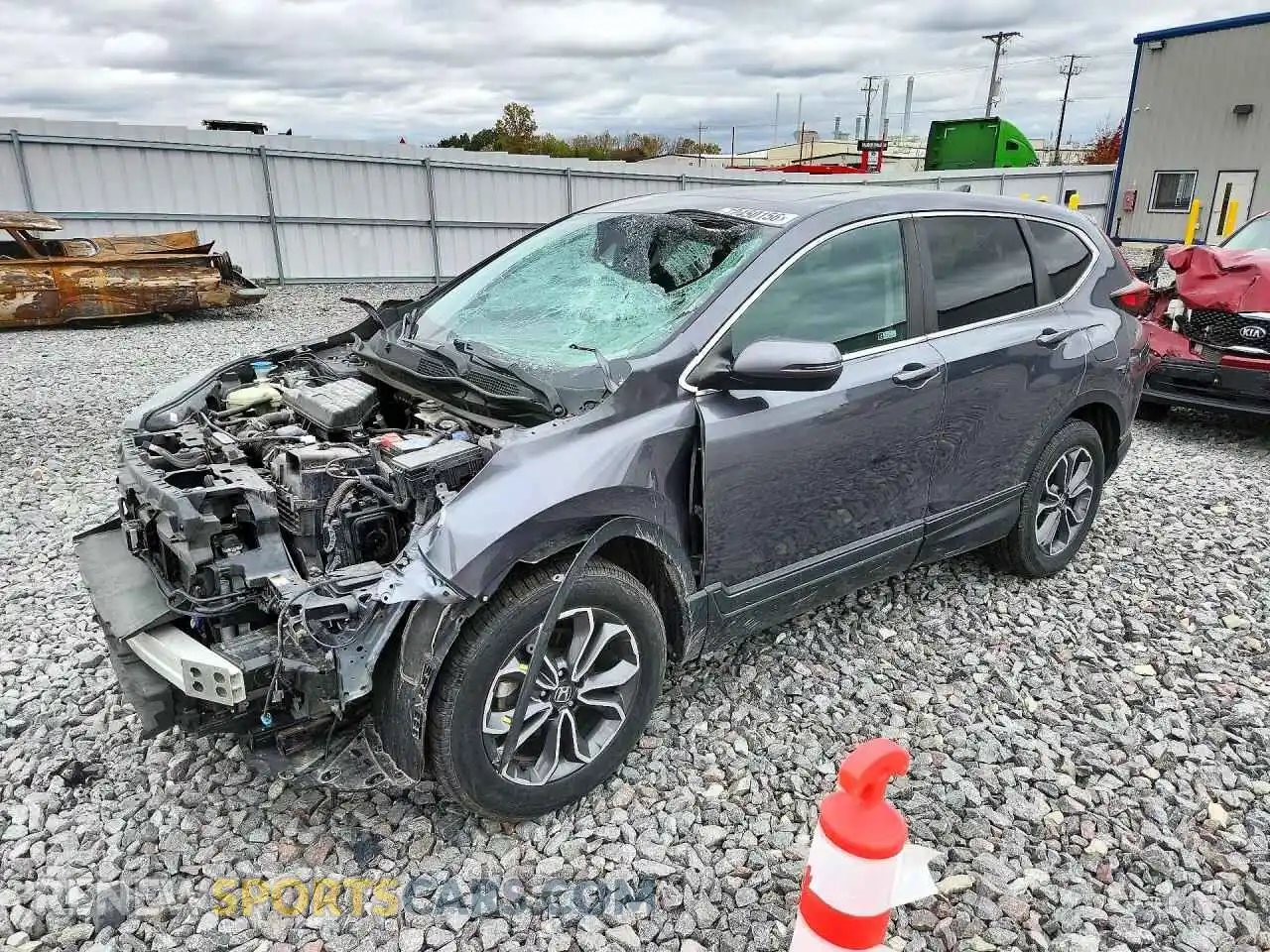 1 Photograph of a damaged car 2HKRW2H86MH681768 HONDA CRV 2021