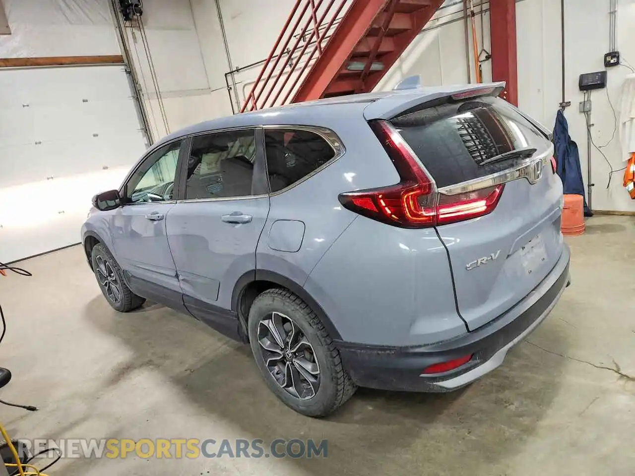 2 Photograph of a damaged car 2HKRW2H88MH667810 HONDA CRV 2021