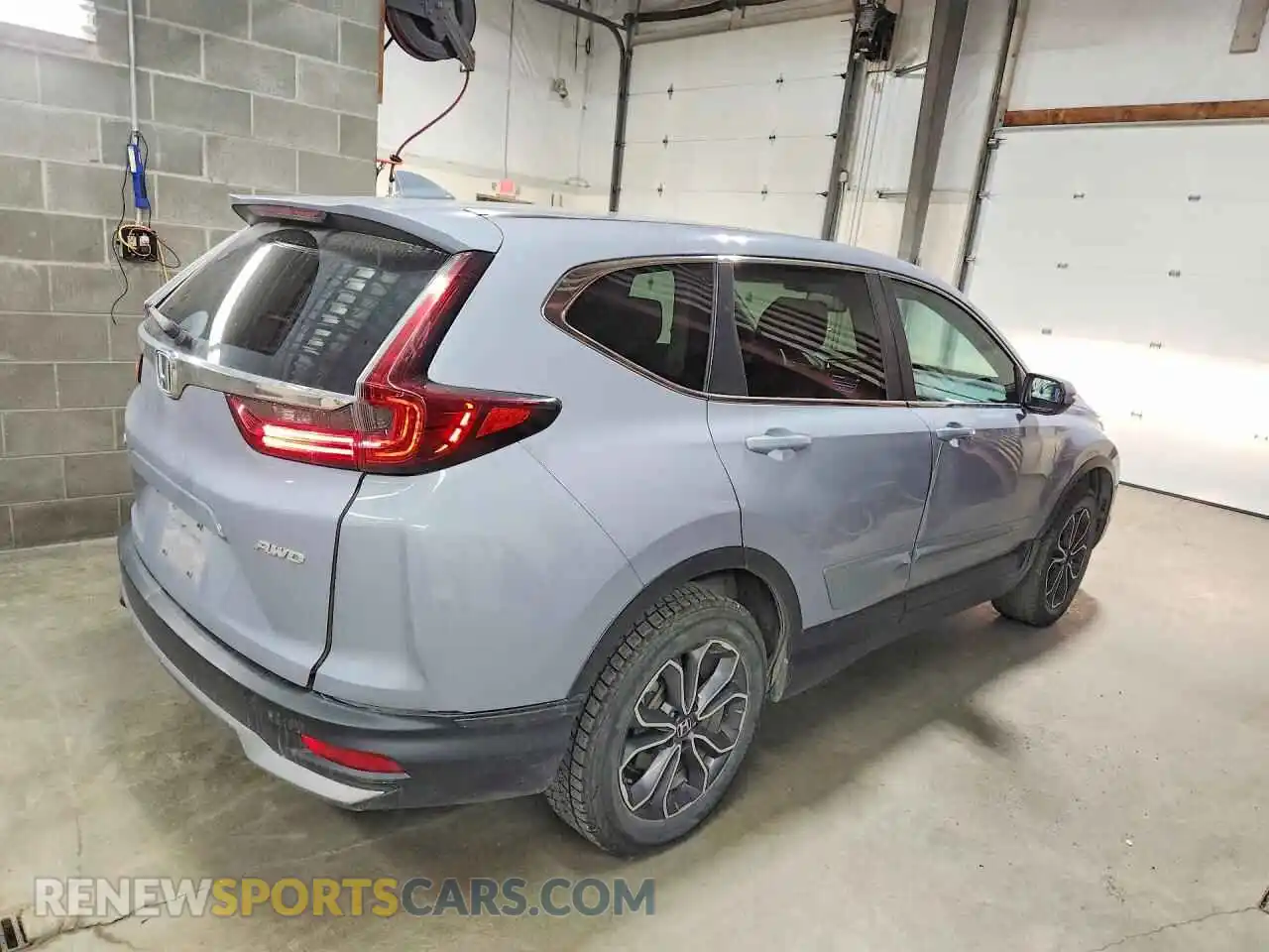 3 Photograph of a damaged car 2HKRW2H88MH667810 HONDA CRV 2021