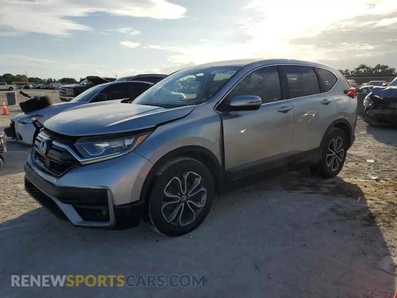 1 Photograph of a damaged car 5J6RW1H53MA004856 HONDA CRV 2021