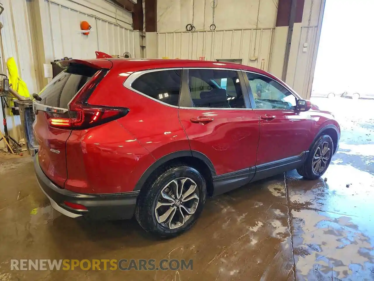 3 Photograph of a damaged car 5J6RW2H85ML009982 HONDA CRV 2021