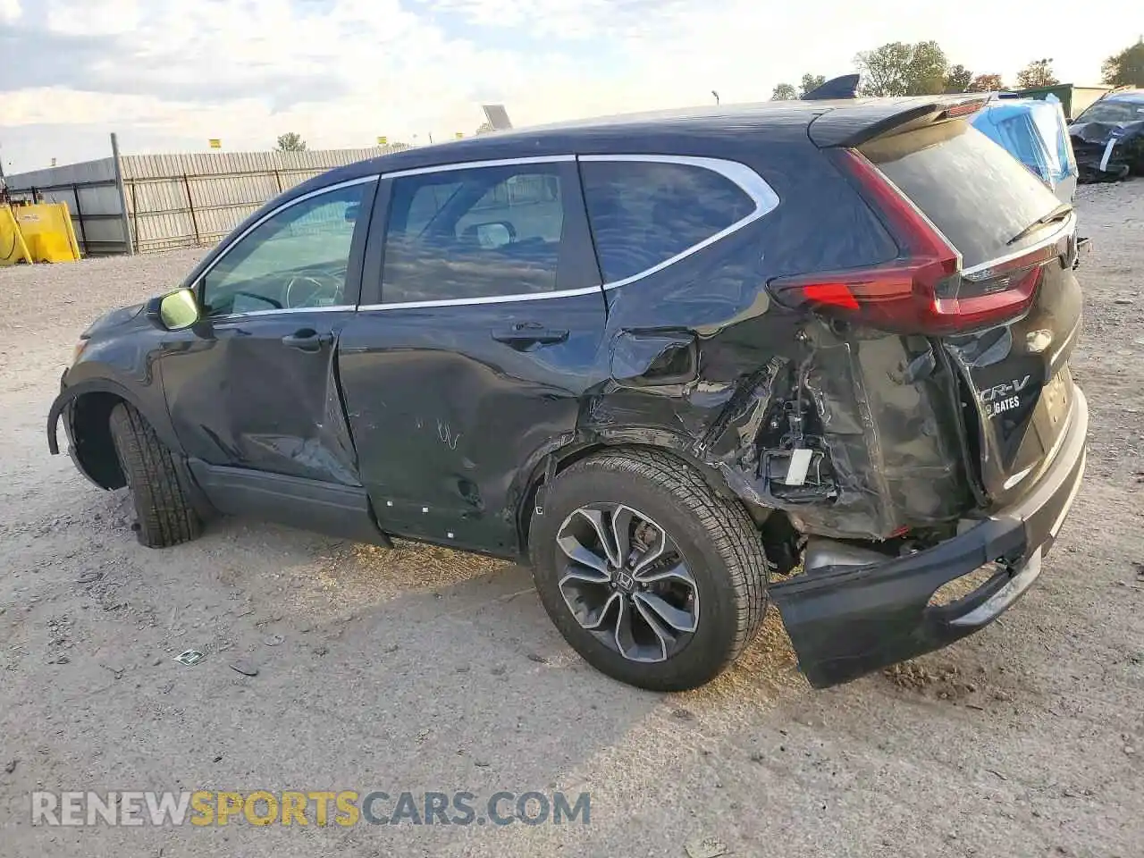 2 fotografías del automóvil dañado 5J6RW2H8XML002686 HONDA CRV 2021