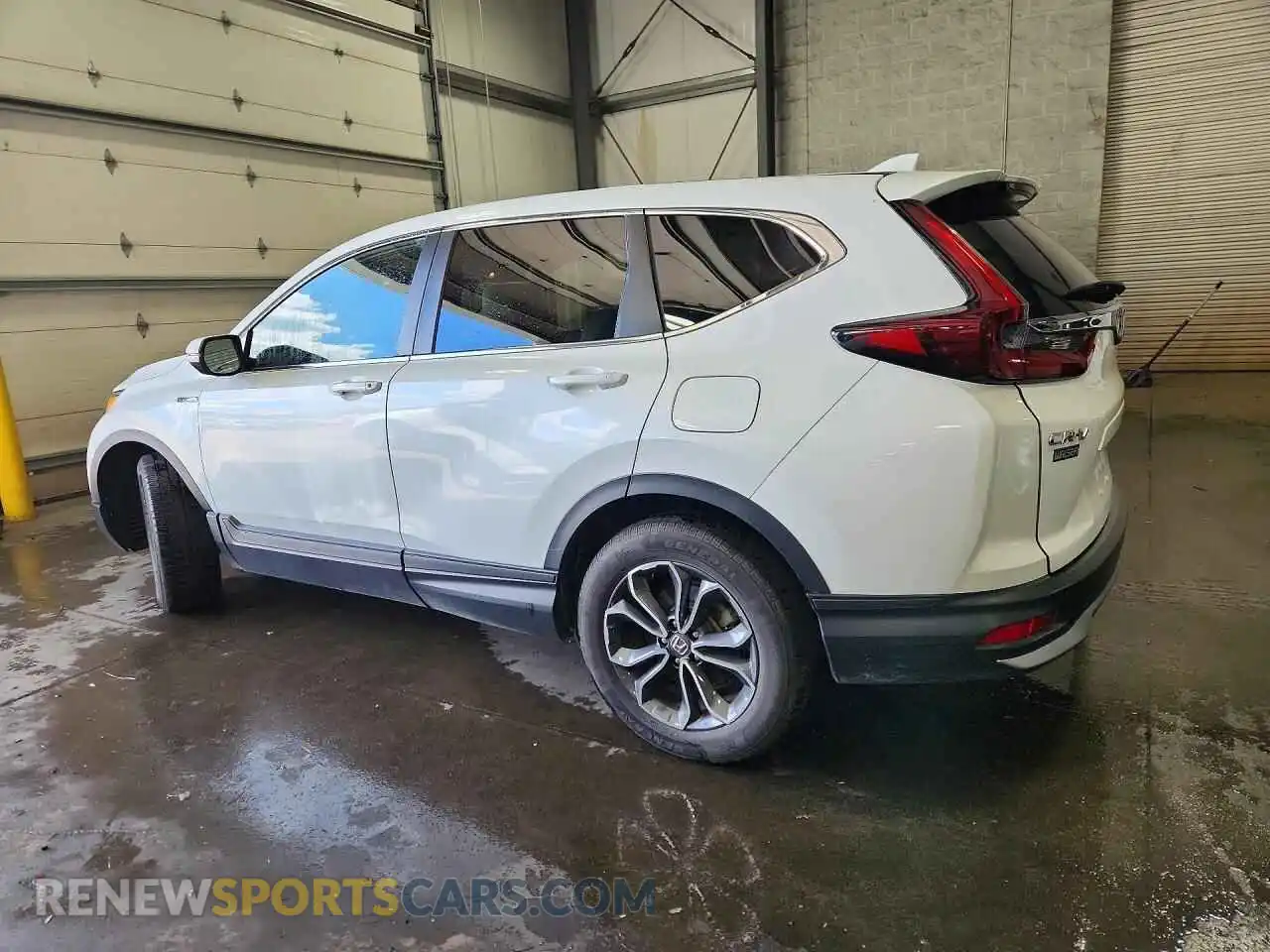 2 Photograph of a damaged car 7FART6H57ME012384 HONDA CRV 2021