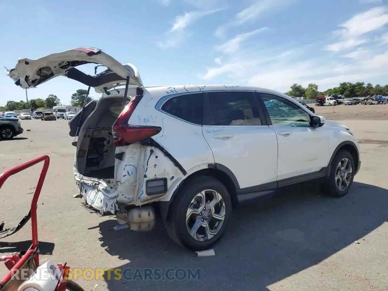 3 Photograph of a damaged car 2HKRW2H58NH607601 HONDA CRV 2022