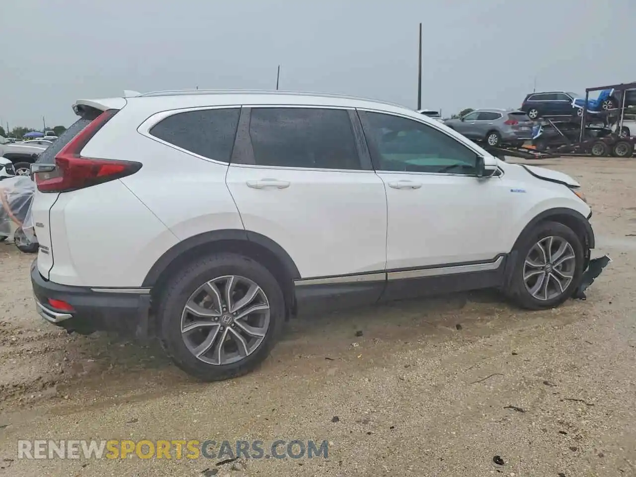 3 Photograph of a damaged car 5J6RT6H99NL027282 HONDA CRV 2022