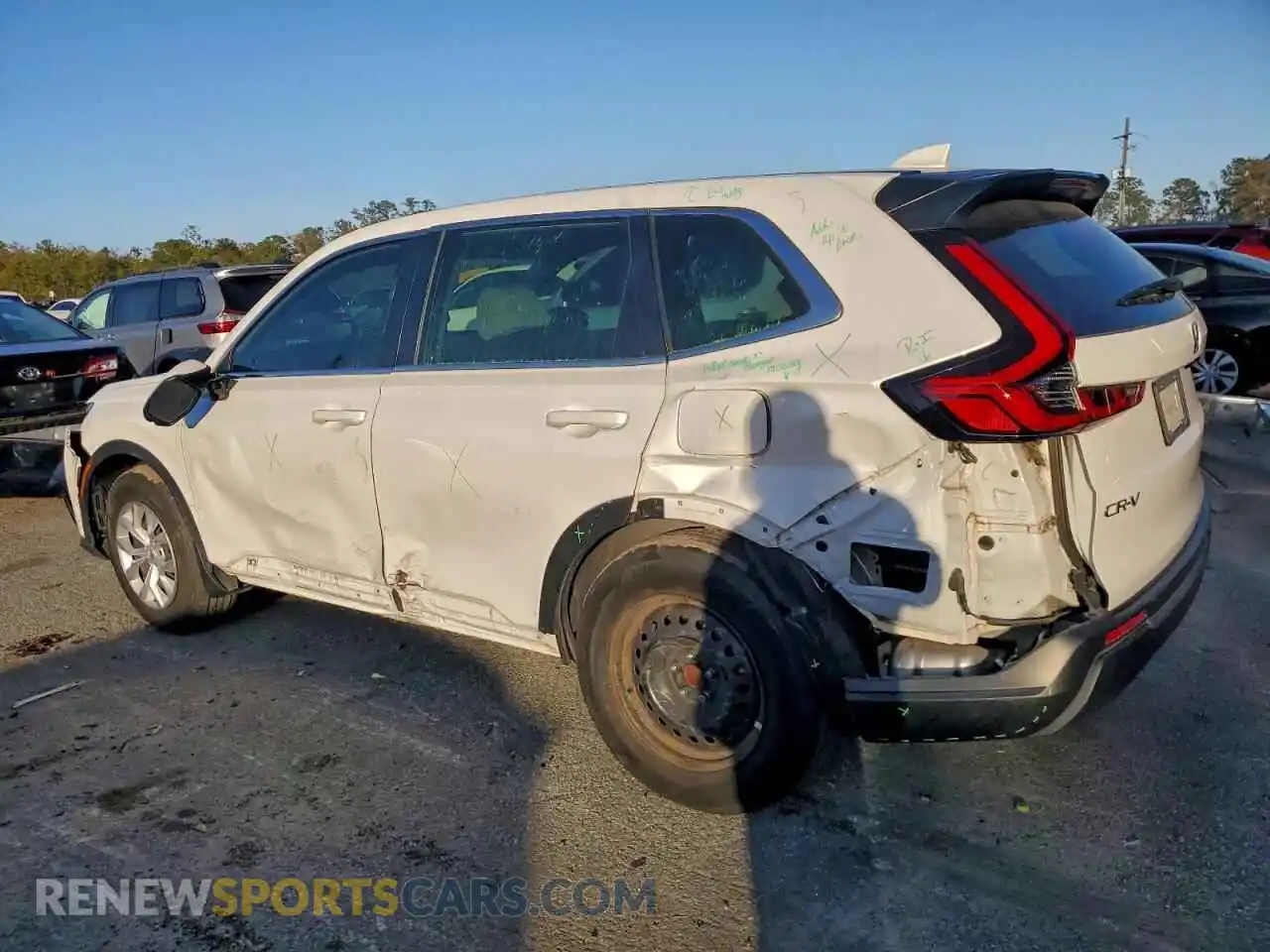 2 Photograph of a damaged car 2HKRS3H20PH308646 HONDA CRV 2023