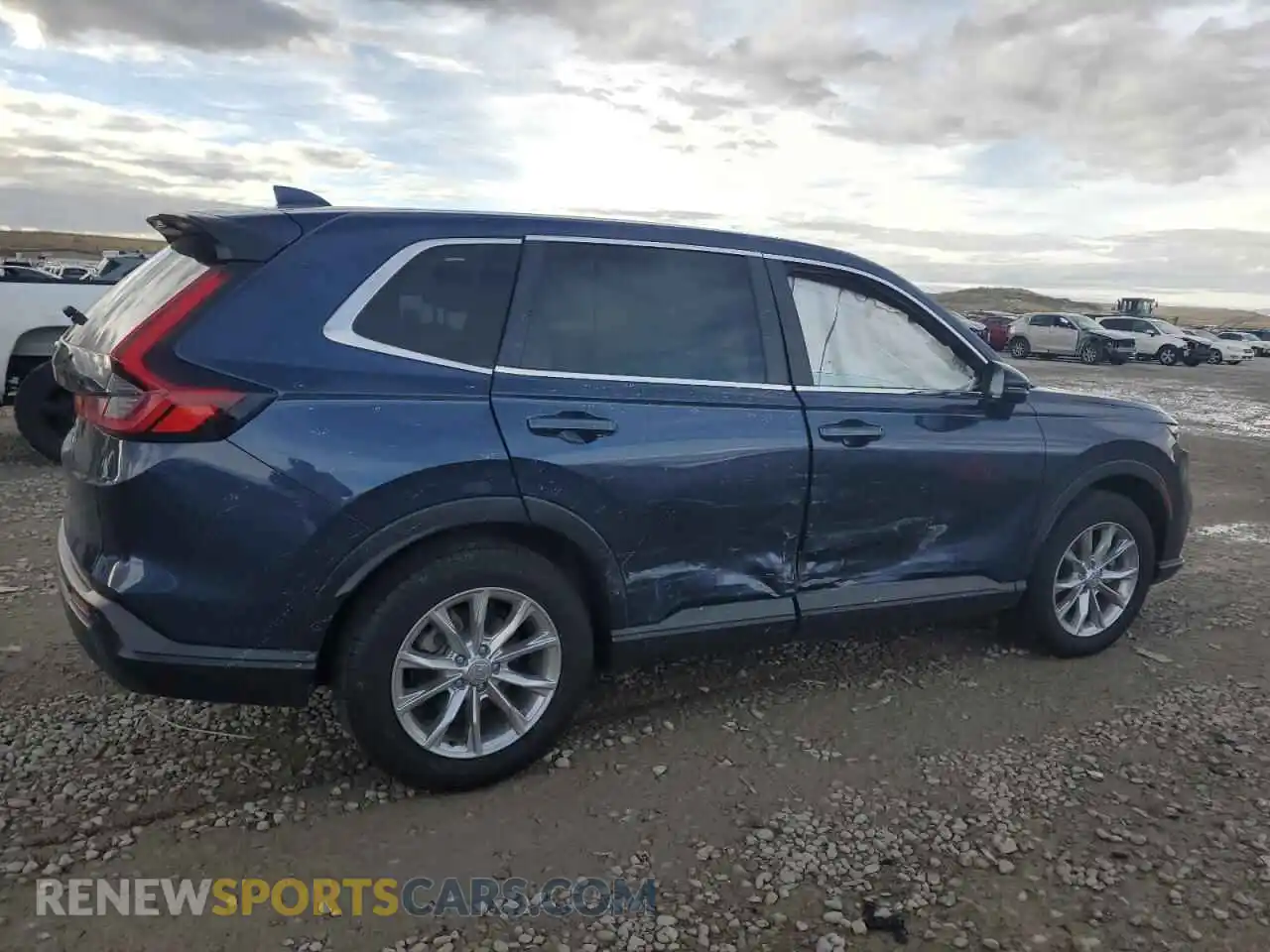 3 Photograph of a damaged car 2HKRS4H76PH437072 HONDA CRV 2023