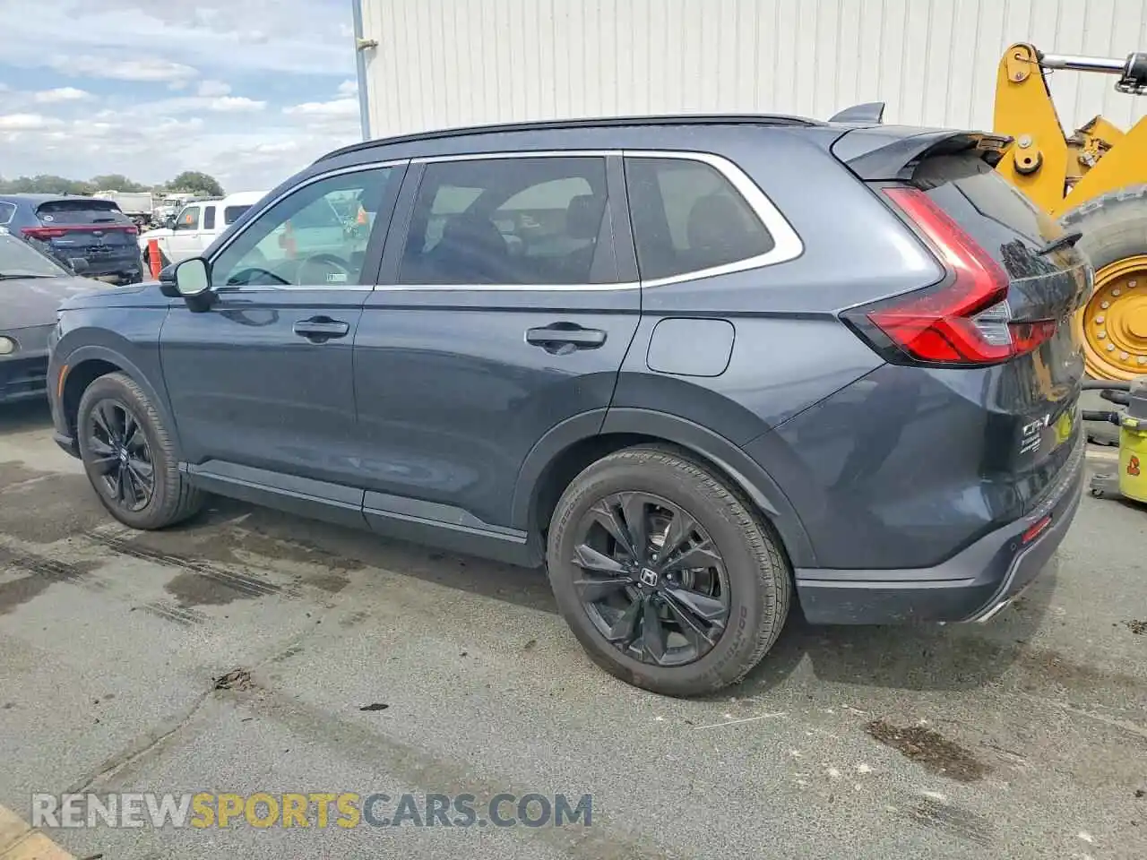 2 Photograph of a damaged car 2HKRS6H90PH817618 HONDA CRV 2023