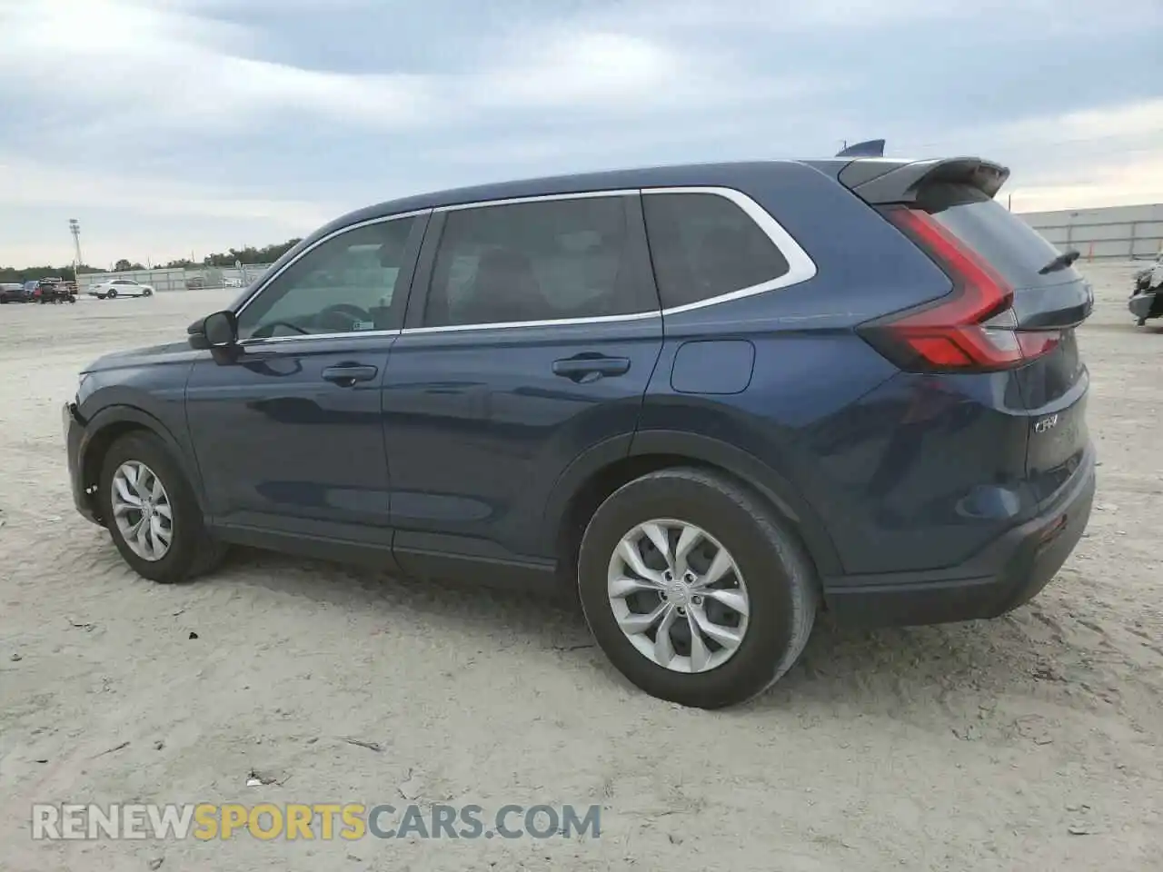 2 Photograph of a damaged car 5J6RS3H24PL002653 HONDA CRV 2023