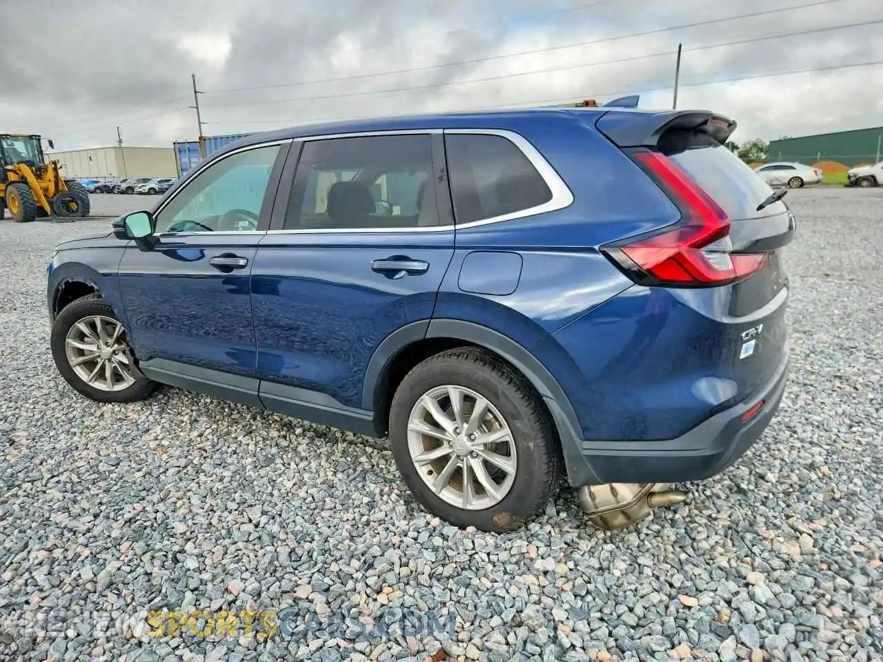 2 fotografías del automóvil dañado 5J6RS3H40PL000884 HONDA CRV 2023