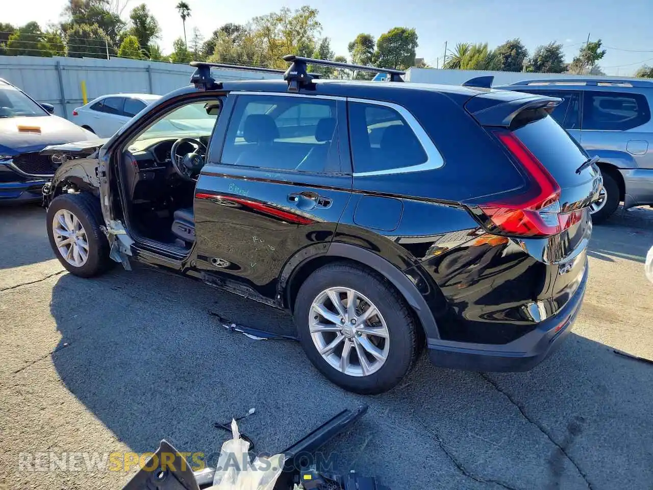 2 Photograph of a damaged car 7FARS3H71PE006927 HONDA CRV 2023