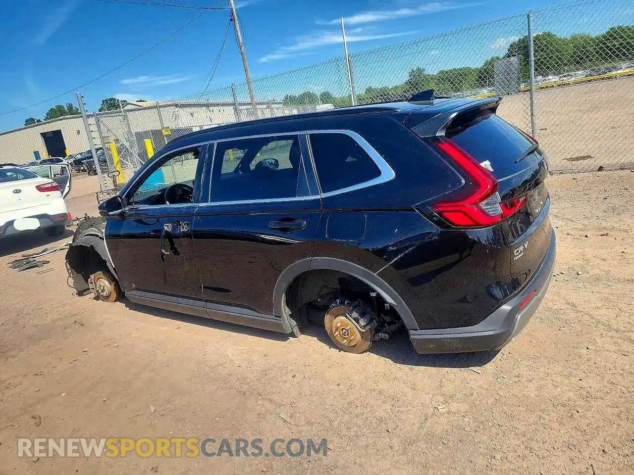 2 Photograph of a damaged car 7FARS6H53PE030405 HONDA CRV 2023