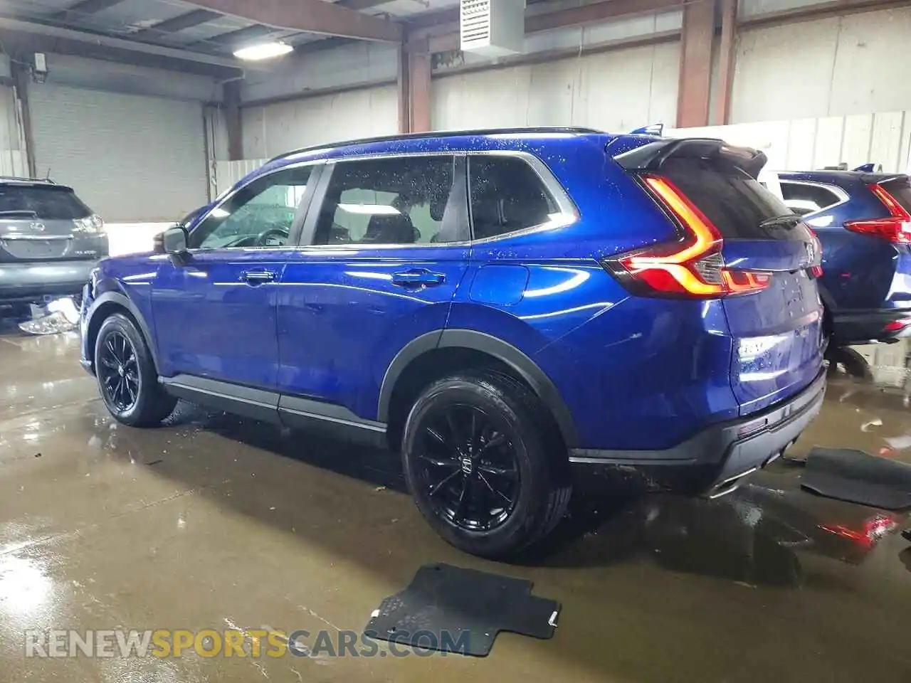 2 Photograph of a damaged car 7FARS6H55PE029627 HONDA CRV 2023