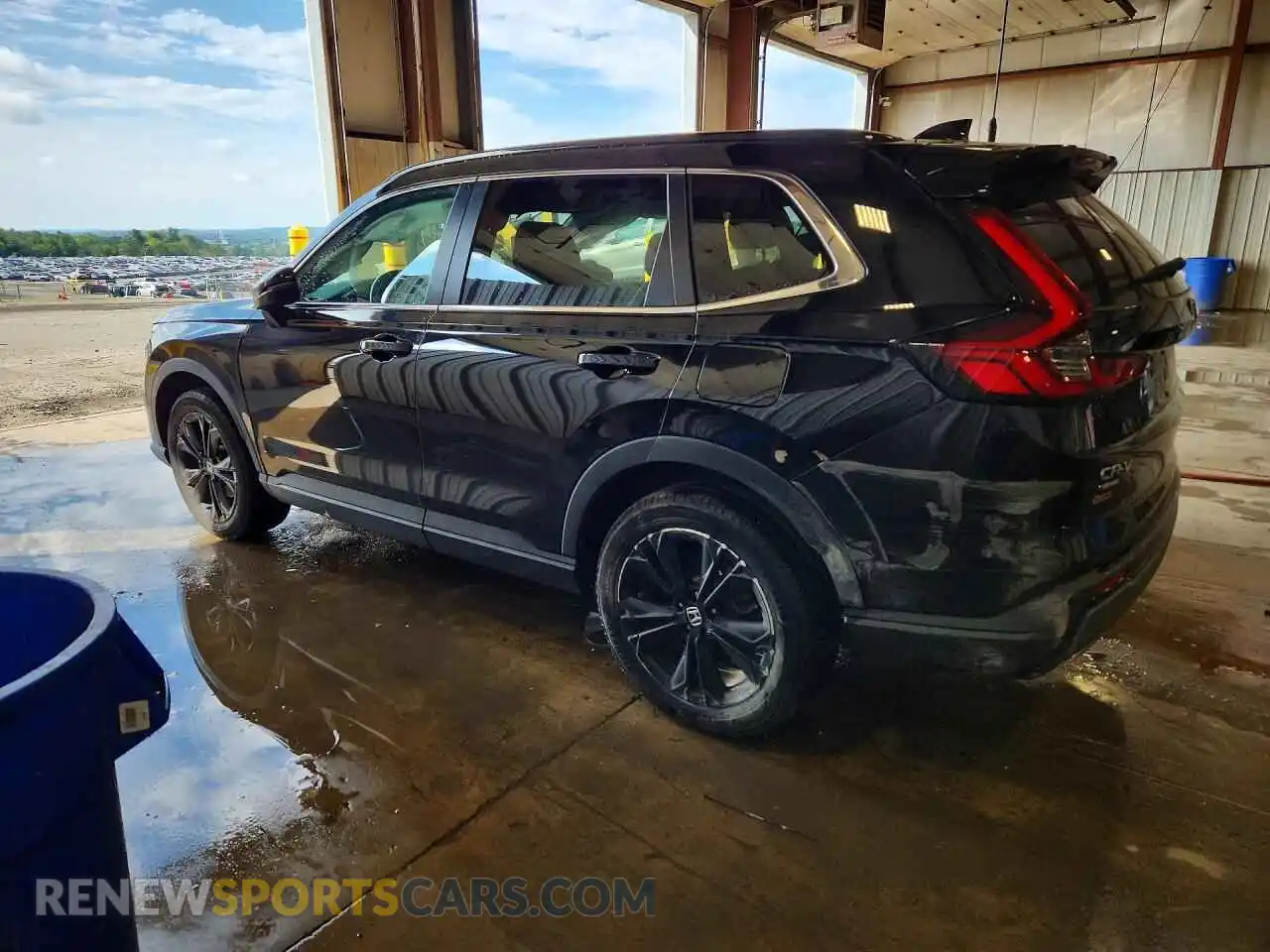 2 Photograph of a damaged car 7FARS6H95PE021384 HONDA CRV 2023