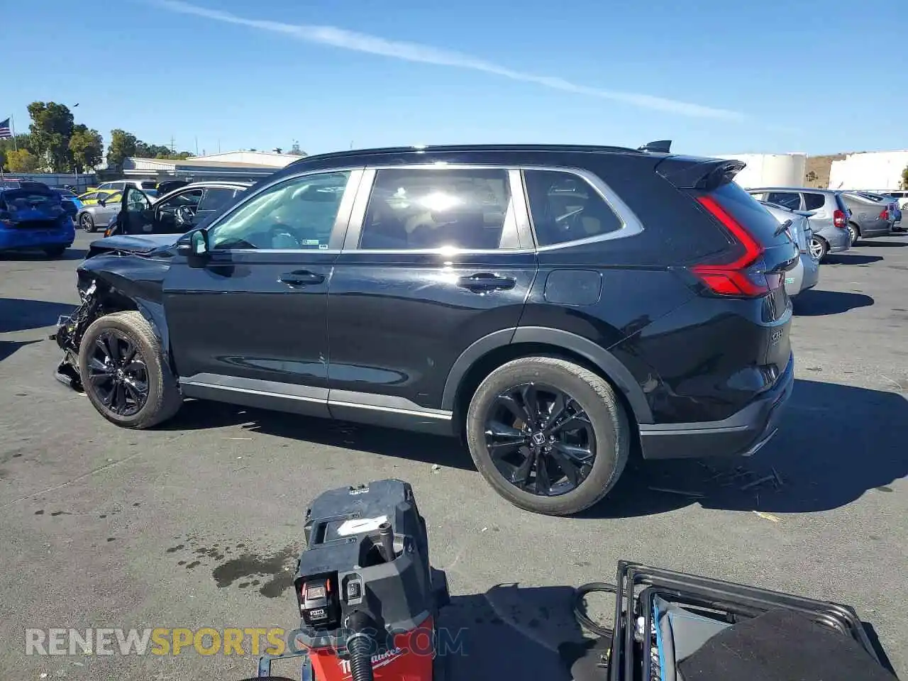 2 fotografías del automóvil dañado 7FARS6H99PE012087 HONDA CRV 2023