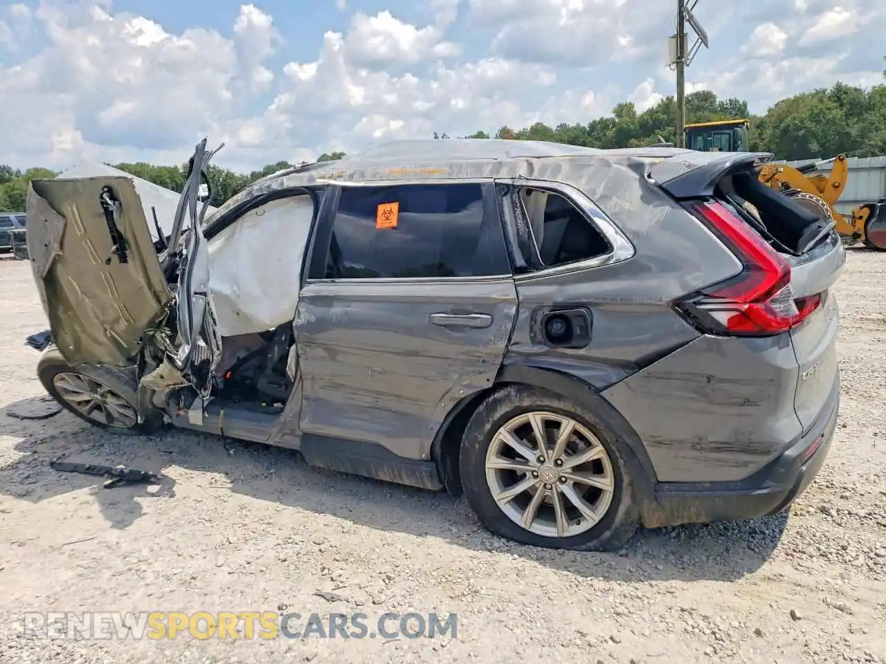 2 Photograph of a damaged car 2HKRS3H79RH318316 HONDA CRV 2024