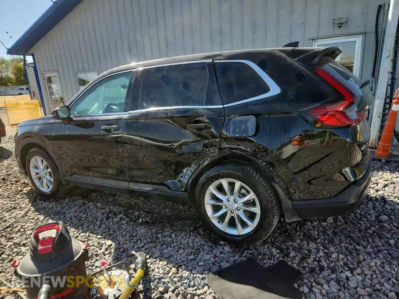 2 Photograph of a damaged car 5J6RS3H71RL003502 HONDA CRV 2024