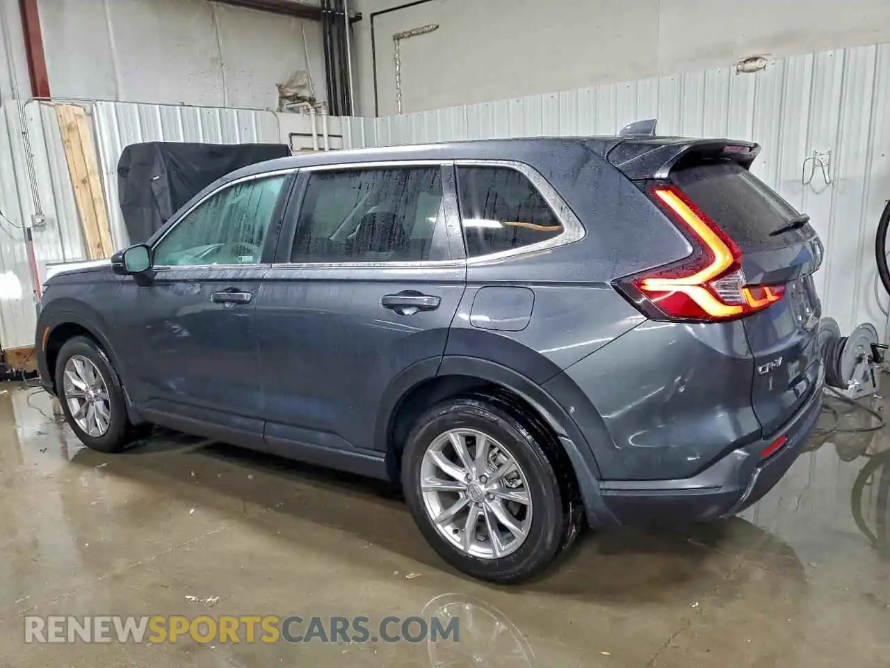2 Photograph of a damaged car 7FARS4H40RE004701 HONDA CRV 2024