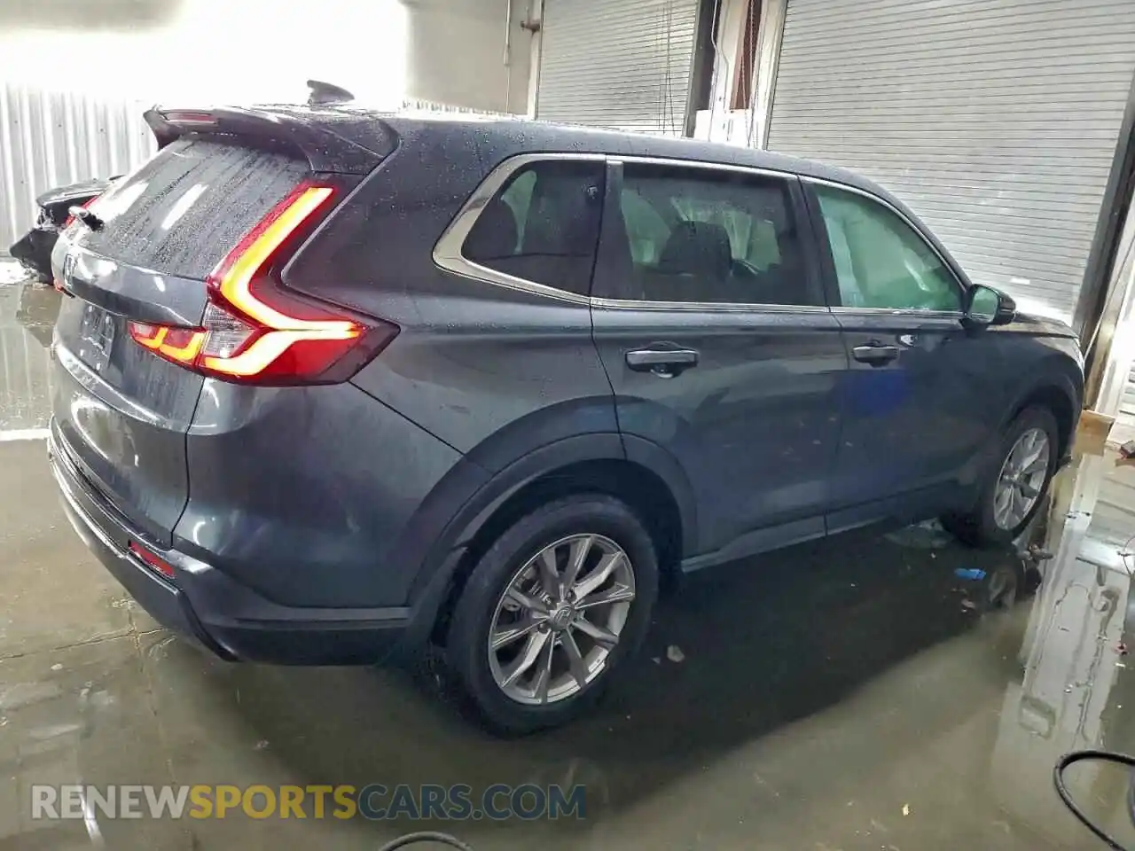 3 Photograph of a damaged car 7FARS4H40RE004701 HONDA CRV 2024