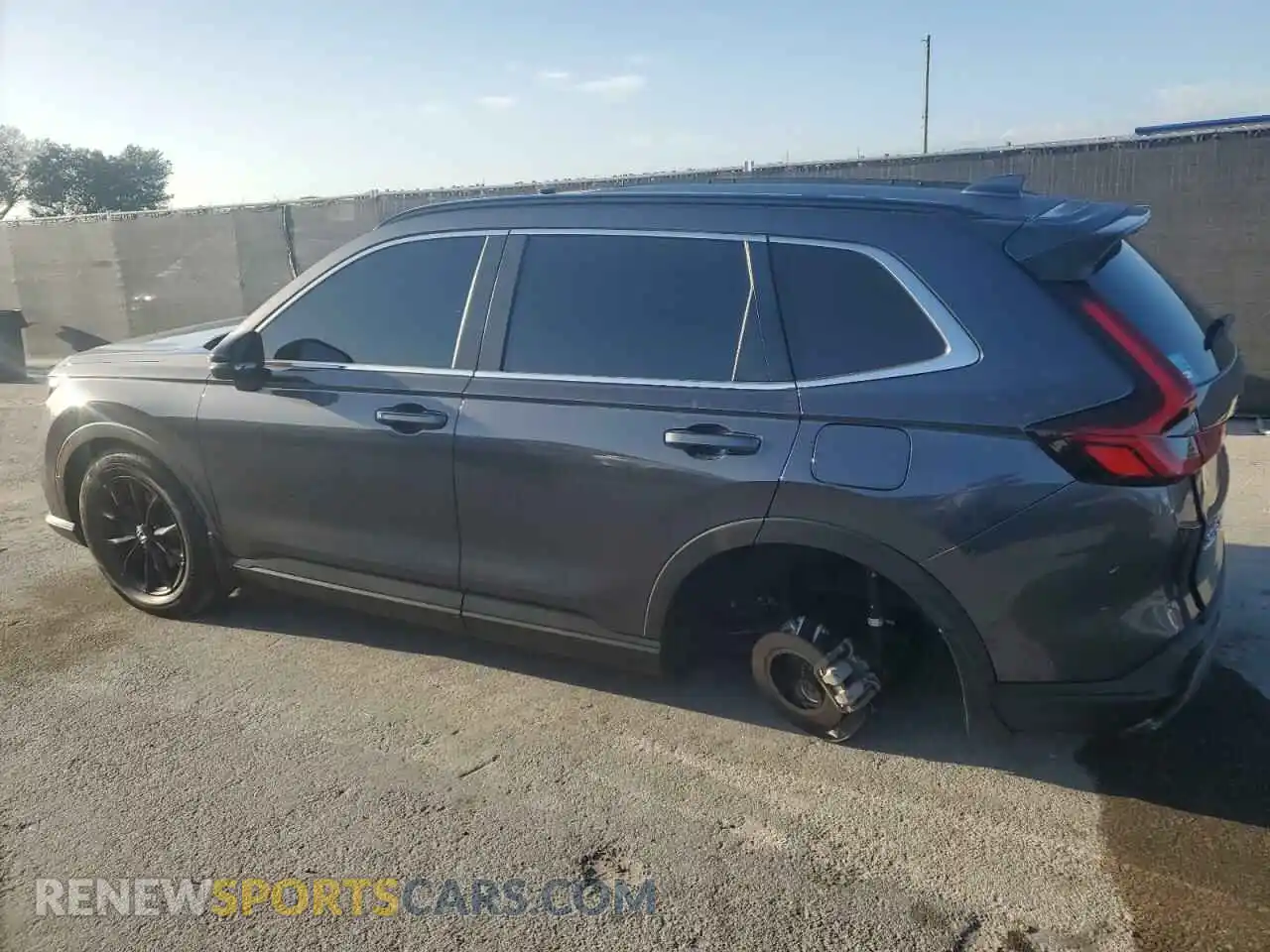2 Photograph of a damaged car 7FARS5H52RE021384 HONDA CRV 2024
