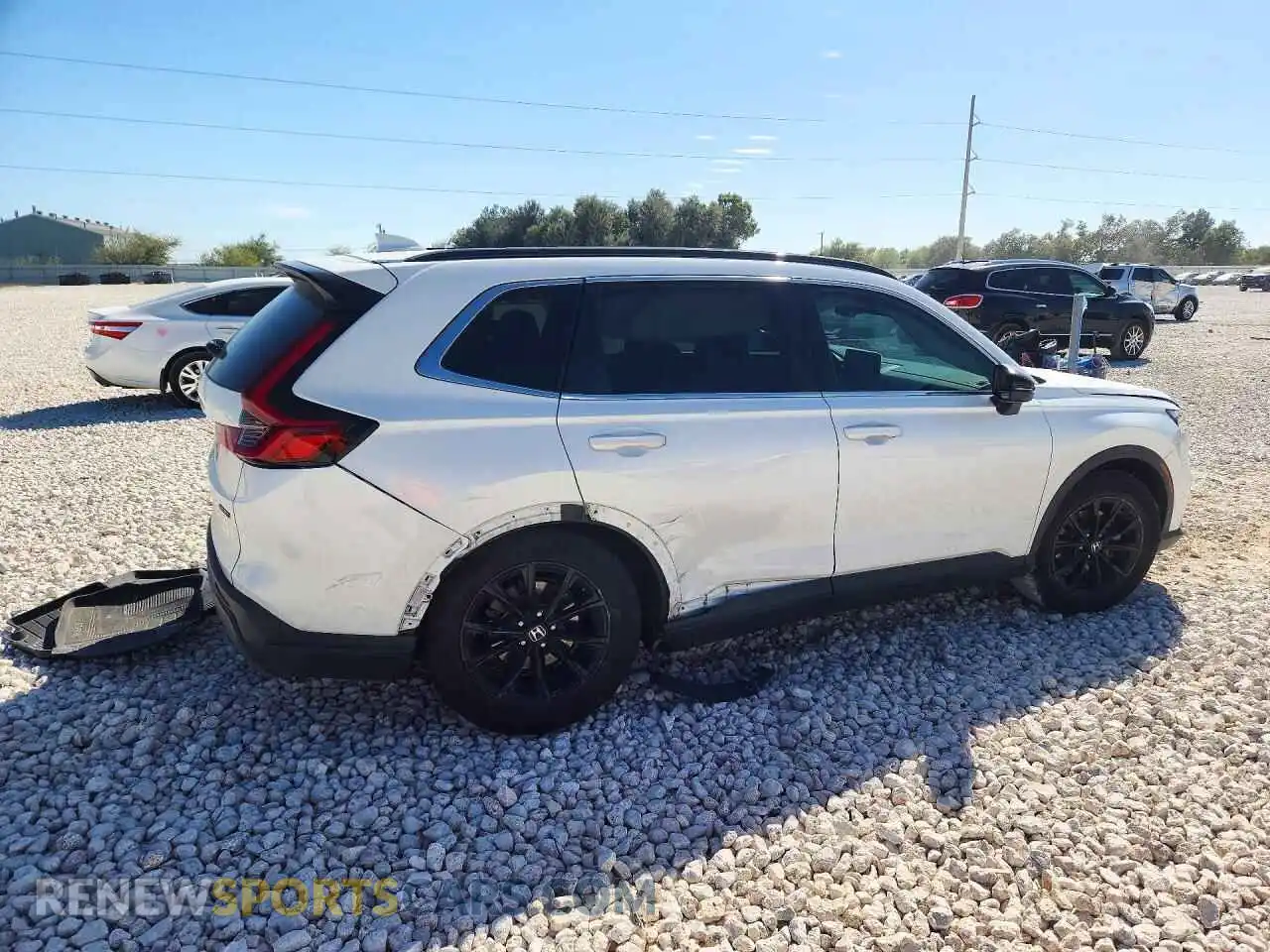 3 Photograph of a damaged car 7FARS5H57RE008033 HONDA CRV 2024