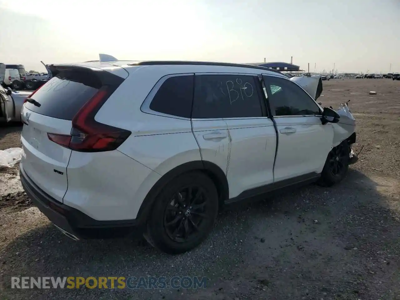 3 Photograph of a damaged car 7FARS5H59RE027733 HONDA CRV 2024