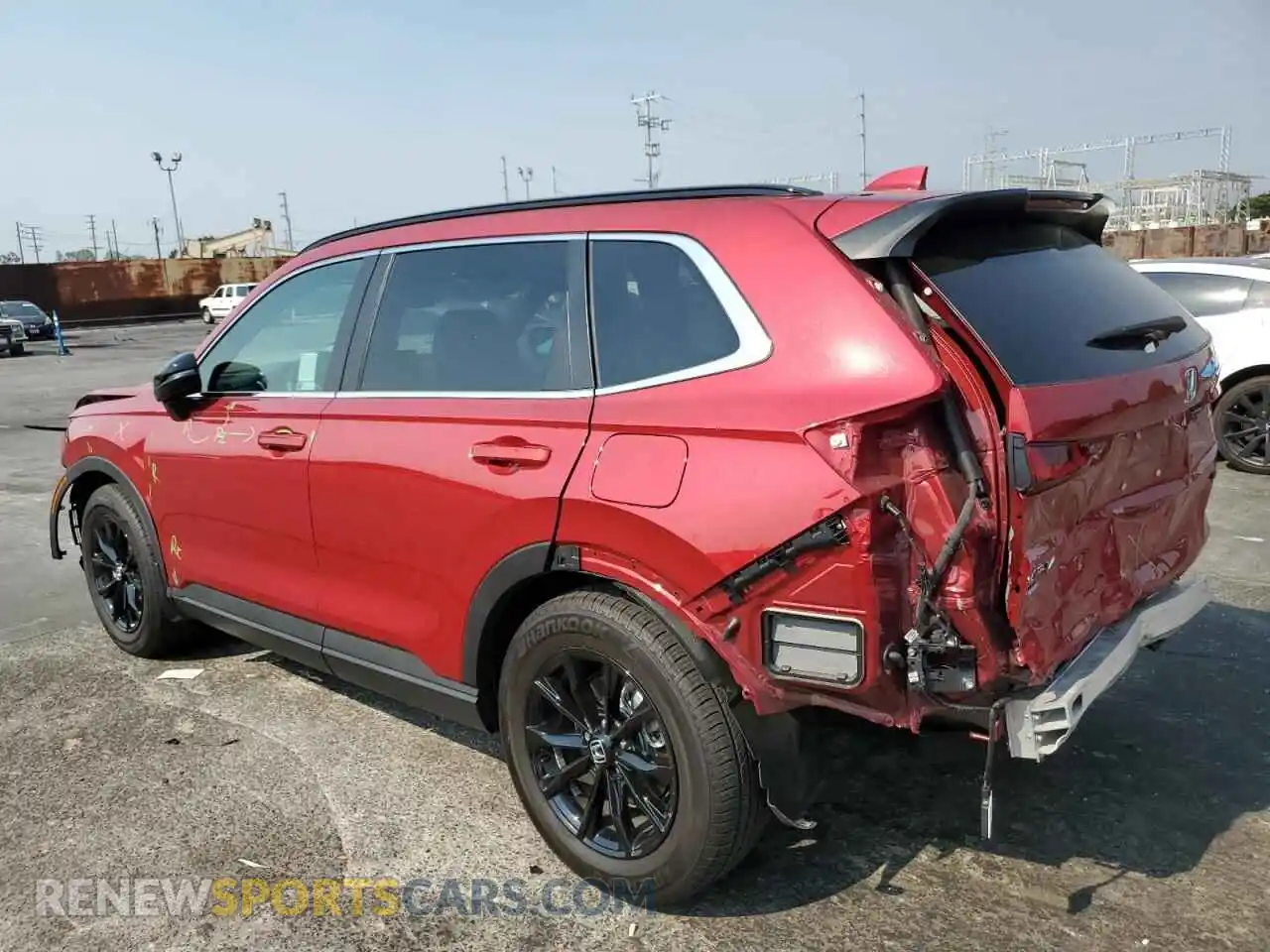 2 fotografías del automóvil dañado 7FARS5H82RE032394 HONDA CRV 2024